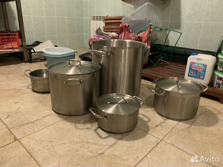 Стальная посуда, кастрюли