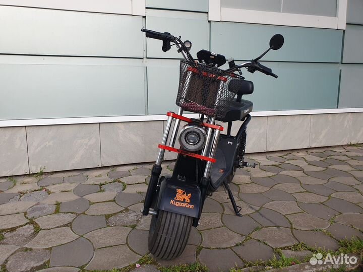 Продаю электроскутер