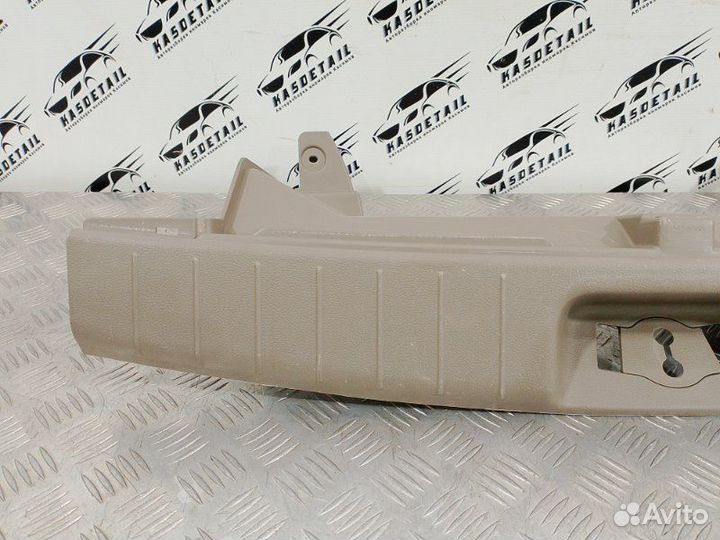 Накладка замка багажника Ssangyong Actyon C200