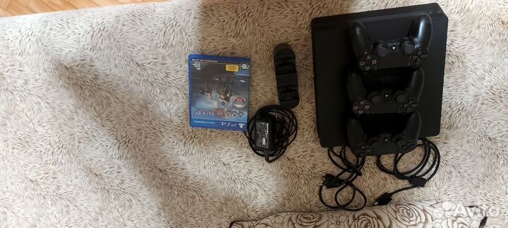 Sony playstation 4 PS4 slim 1tb