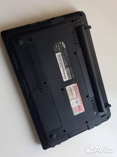 Нетбук Samsung N150