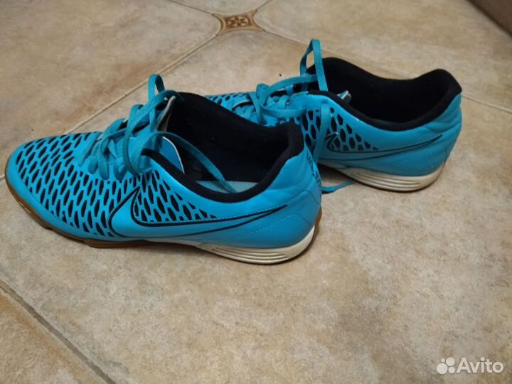 Футзалки nike magista