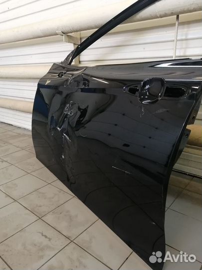 Дверь передняя левая Toyota Camry XV70 670020628