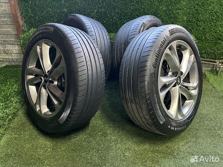Колеса 235/55/R19 Hyundai Santa Fe