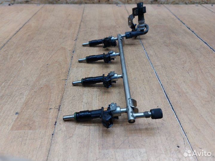 Топливная рампа Opel Vectra C Z18XER 2008