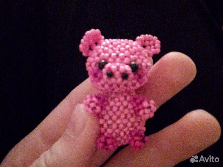 Хрюша из бисера (амигуруми)