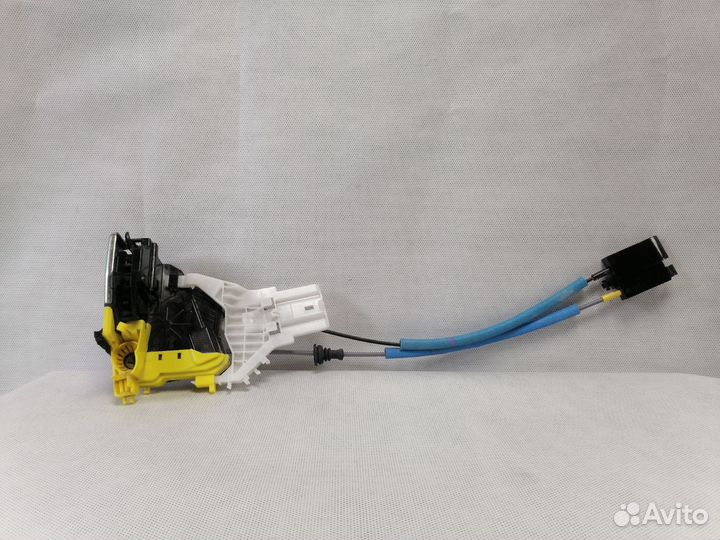 Hyundai sonata VII 7 LF замок двери передней левой