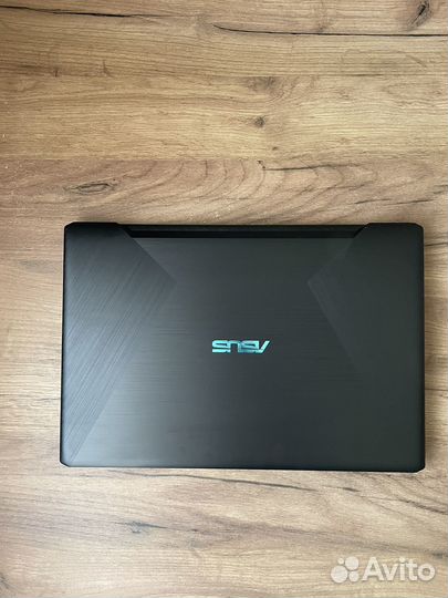 Игровой ноутбук asus