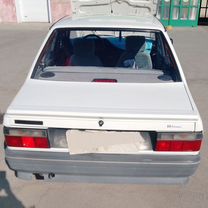 Renault 9 1.4 MT, 1989, битый, 167 000 км, с пробегом, цена 125 000 руб.