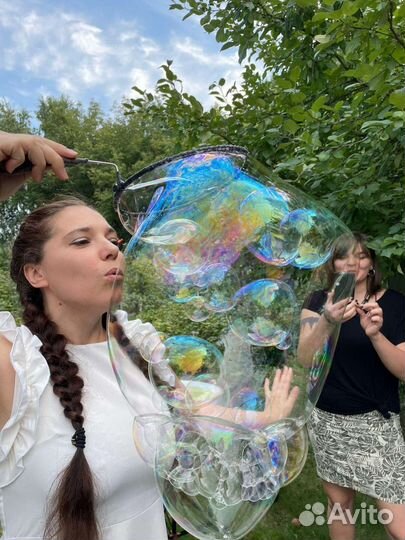 Шоу контактных мыльных пузырей