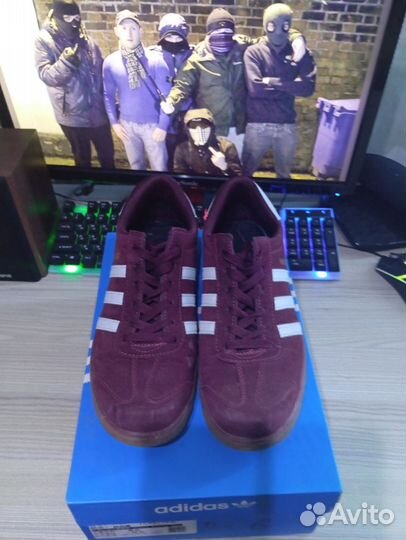 Кроссовки adidas hamburg
