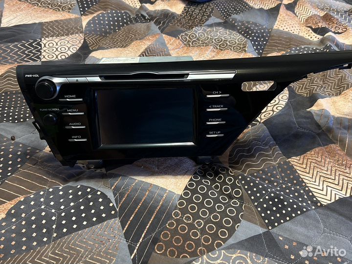 Магнитола Toyota Camry XV70