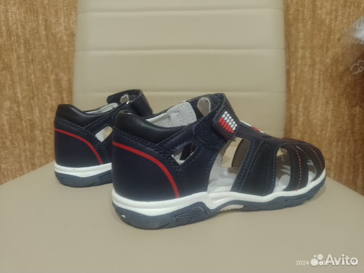 Сандалии детские для мальчиков 29 размер