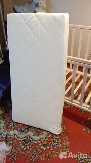 Кровать+Коляска+молоко отсос