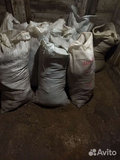 Навоз куриный, козий