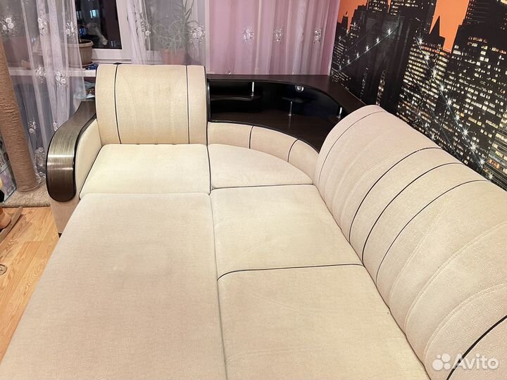 Угловой диван