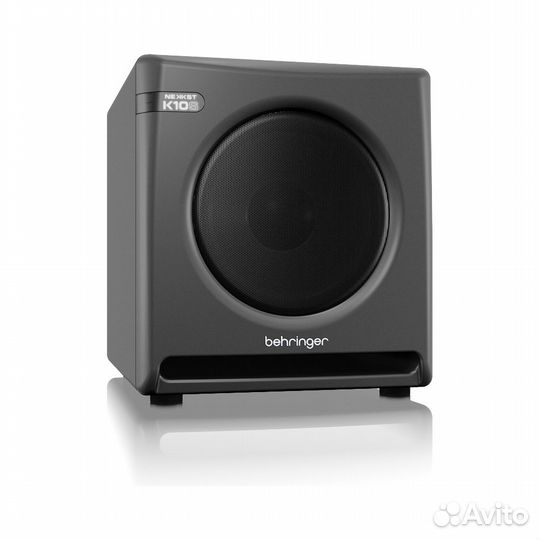 Behringer K10S активный студийный сабвуфер 10'