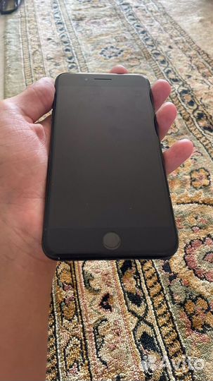 Телефон iPhone 7 plus