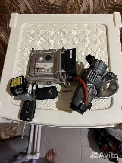 Замок зажигания в сборе Hyundai i30