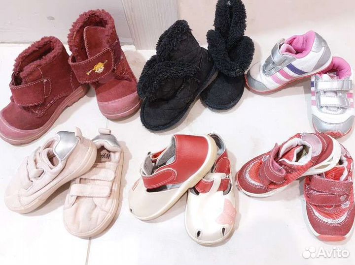 Пакет обуви на девочку 22 размер