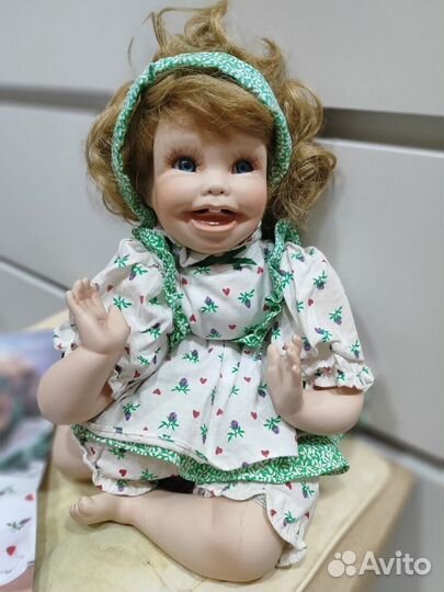 Фарфоровая кукла Шеннон из коллекции Гамильтона 19