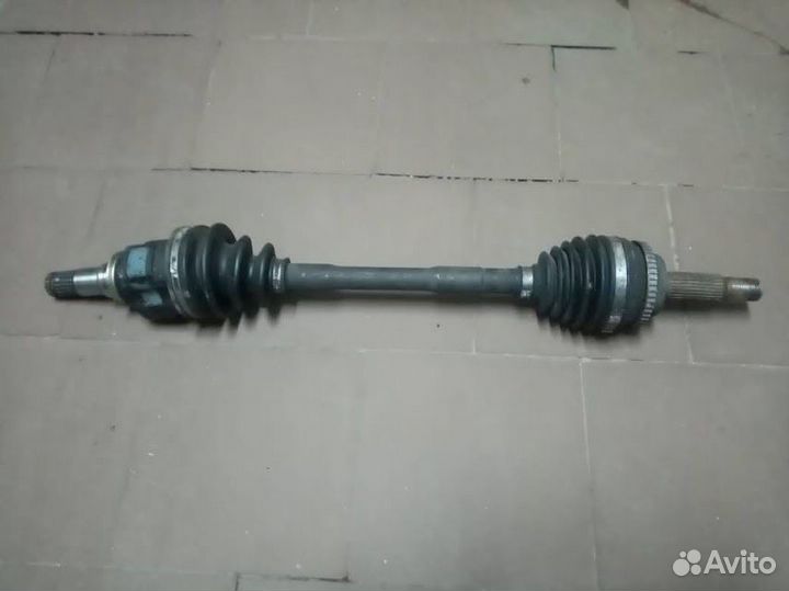 Привод левый для Toyota Prius nhw 20