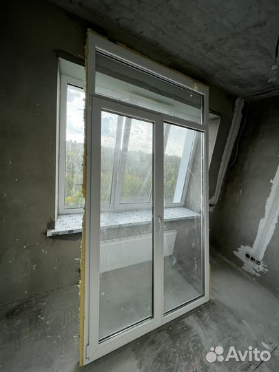 Балконная дверь с окном панорамная