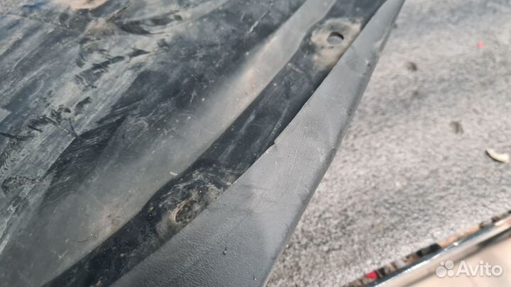 Брызговик задний правый toyota land cruiser 200