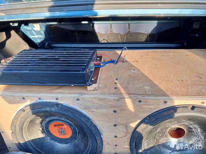 Сабвуфер и усилитель