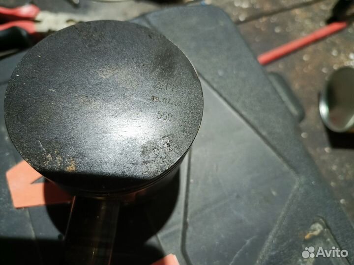 Поршень тайга варяг 550 б/у