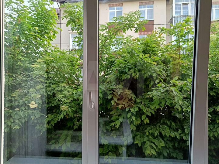 2-к. квартира, 37 м², 1/2 эт.