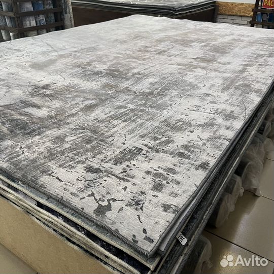 Современный ковер в гостинную в спальню