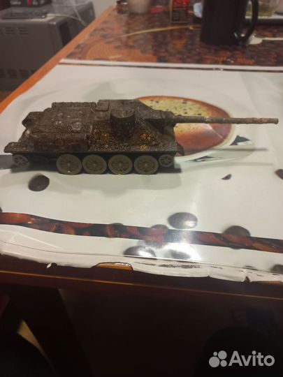 Игрушка танк СССР