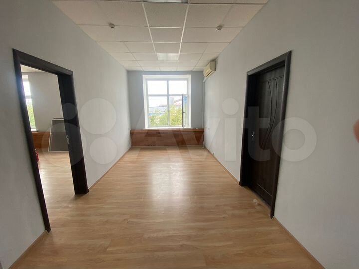 Офис этаж 438 кв.м