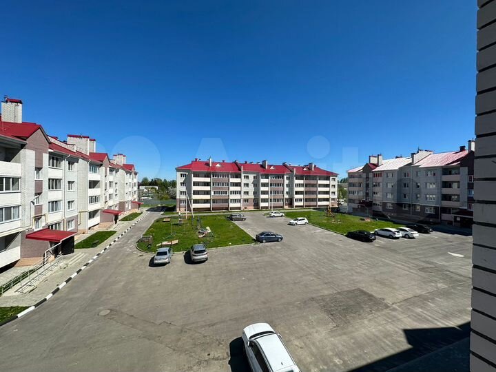 2-к. квартира, 66,4 м², 4/4 эт.