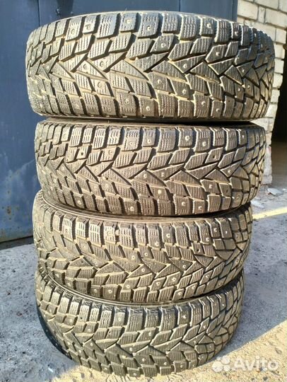 Dunlop SP Winter Ice 02 195/65 R15