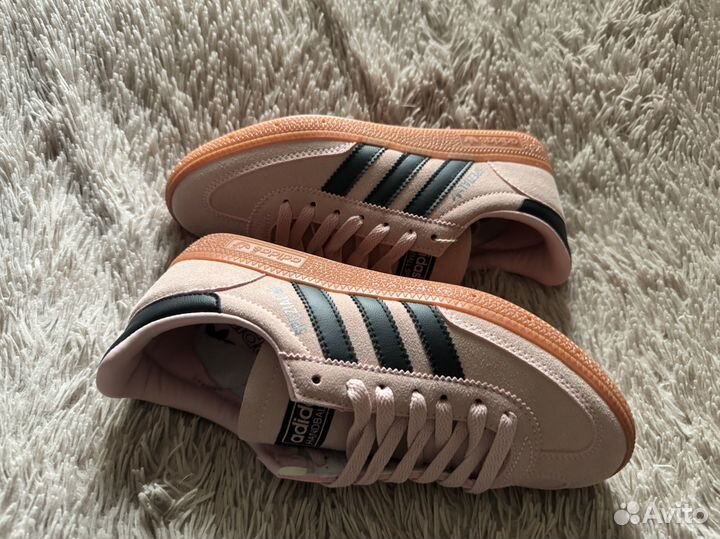 Adidas Spezial black pink розовые кеды