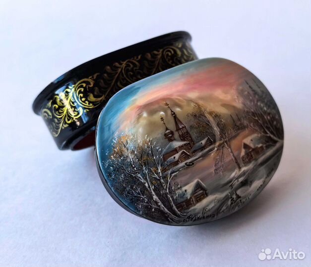 Шкатулка лаковая миниатюра