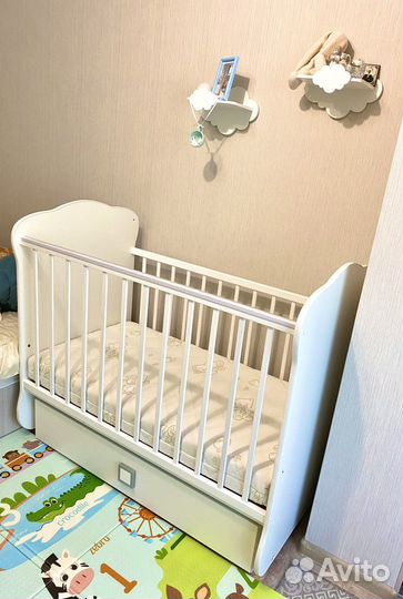 Детская кроватка с ящиком