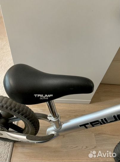 Беговел triumf active