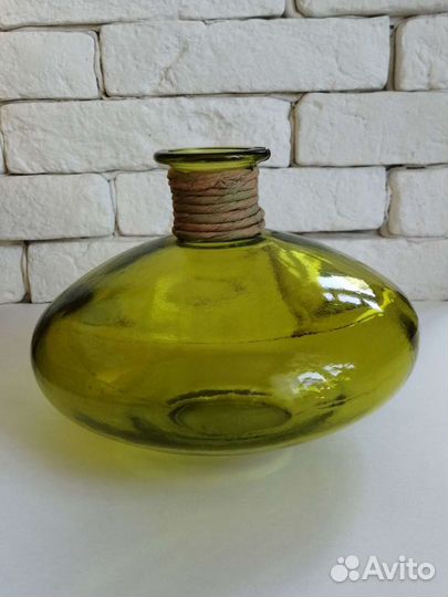 Вазы декоративные