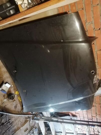 Капот Mercedes 124 рестайлинг