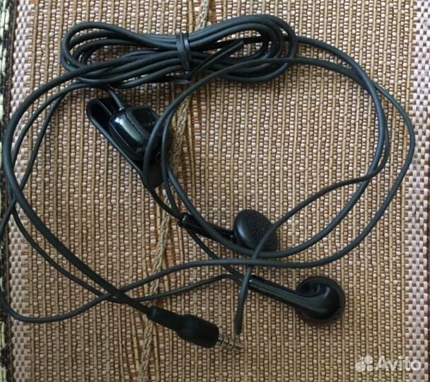 Наушники Nokia