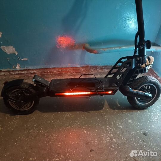 Самокат взрослый электрический