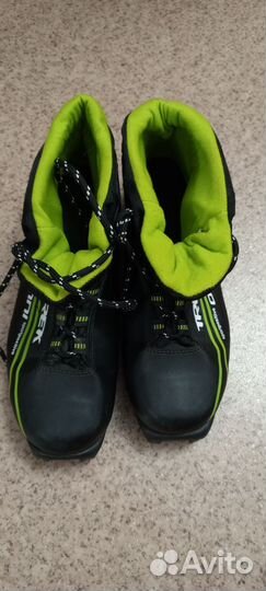 Лыжные ботинки 42 размер