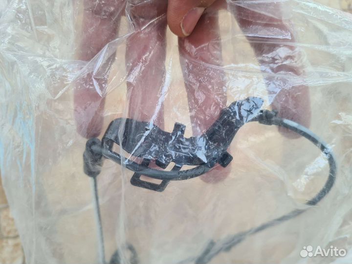 Провод датчика ABS toyota Corolla 150