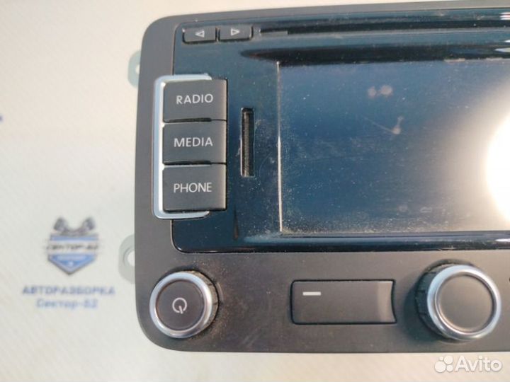 Магнитола Volkswagen Tiguan 1