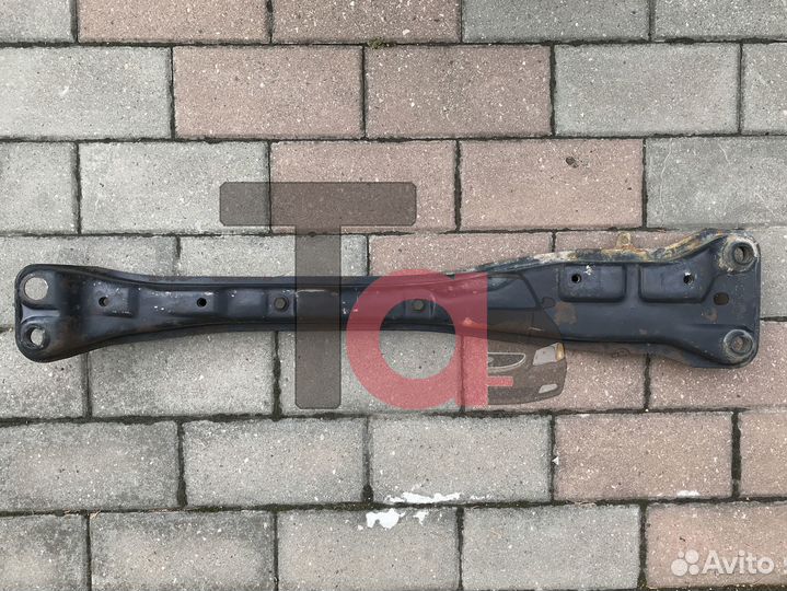 Продольная балка двигателя Almera Classic