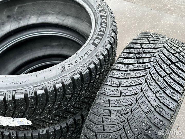 Michelin X-Ice North 4 SUV 245/45 R20 103T