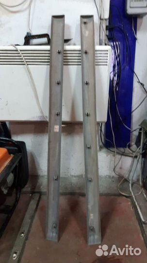 Молдинг передний